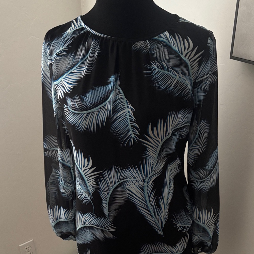 Elegant Black and Blue Leaf Print Women's Top